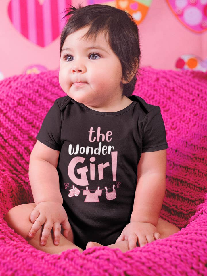 Merveille Girl pour la vente par AOW Designs