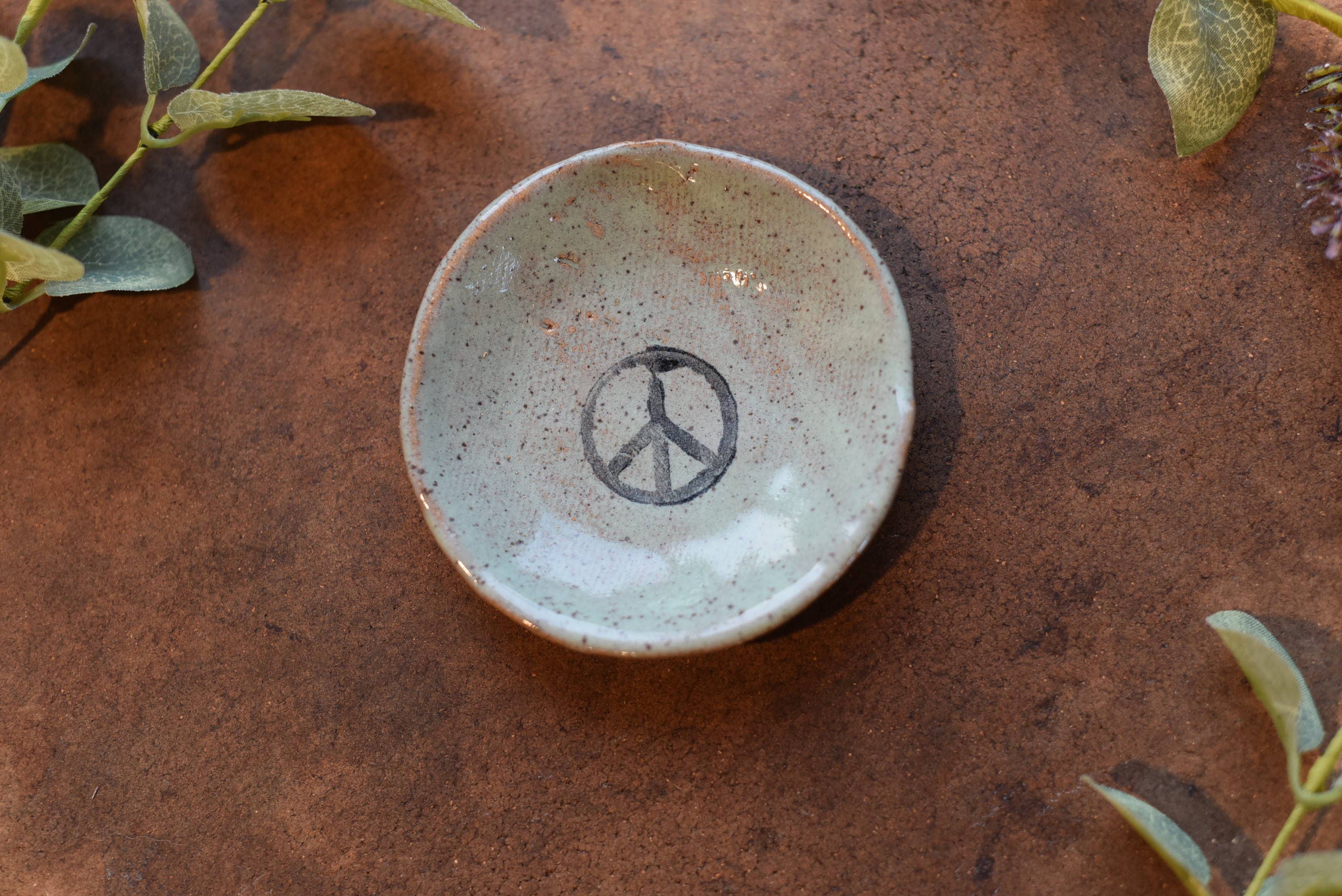 Mud & Maker - Vente Plateaux à bijoux - Ring Dish - Peace0