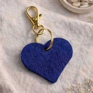 Scandinavian Hearts - Wholesale Purse/Bag Accessory - Women's - Felt Heart Purse Charm Minimalist Ksychain2