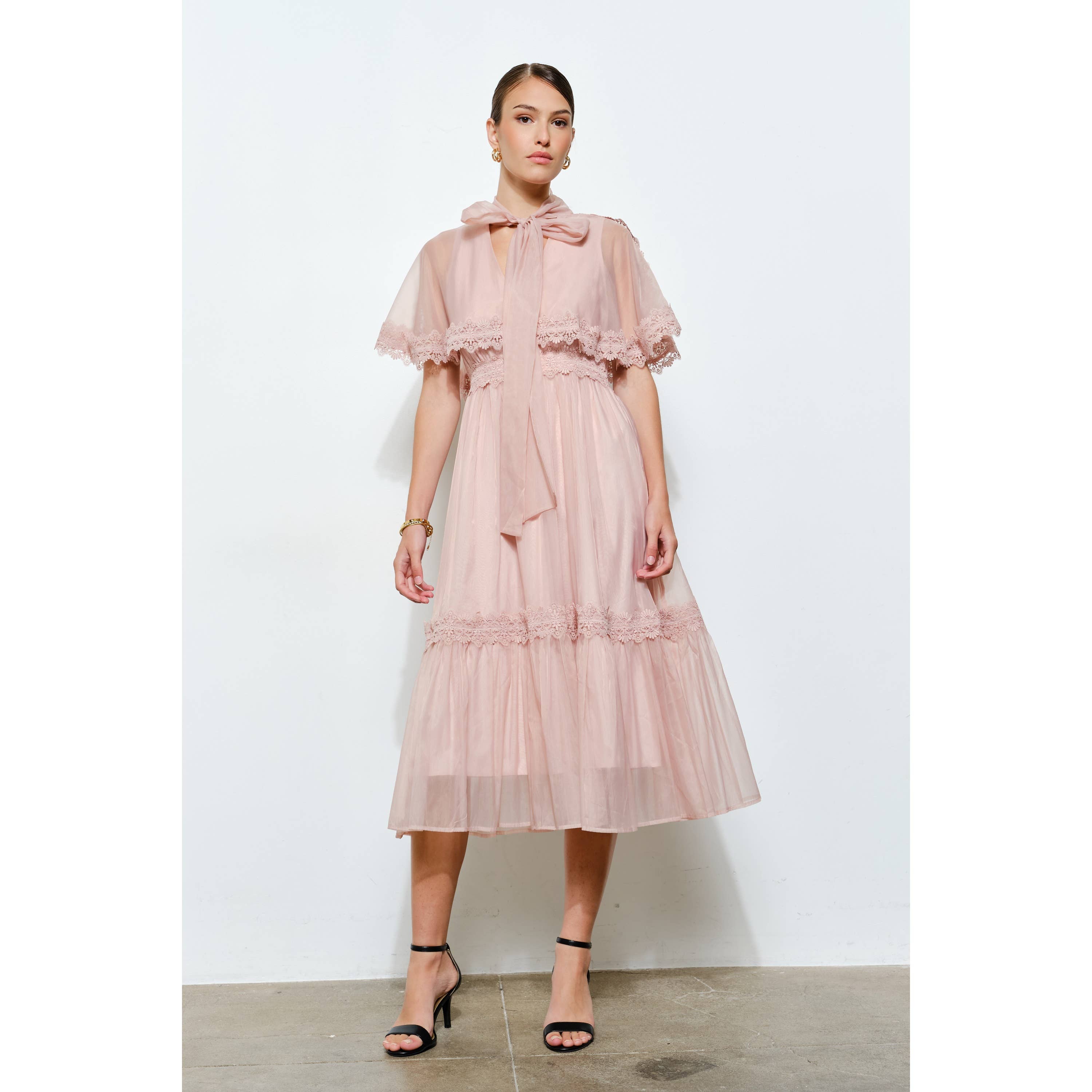 INA – wholesale Klänning - Dam – Fluga Cape-Stil Volang Spets Organza Klänning23