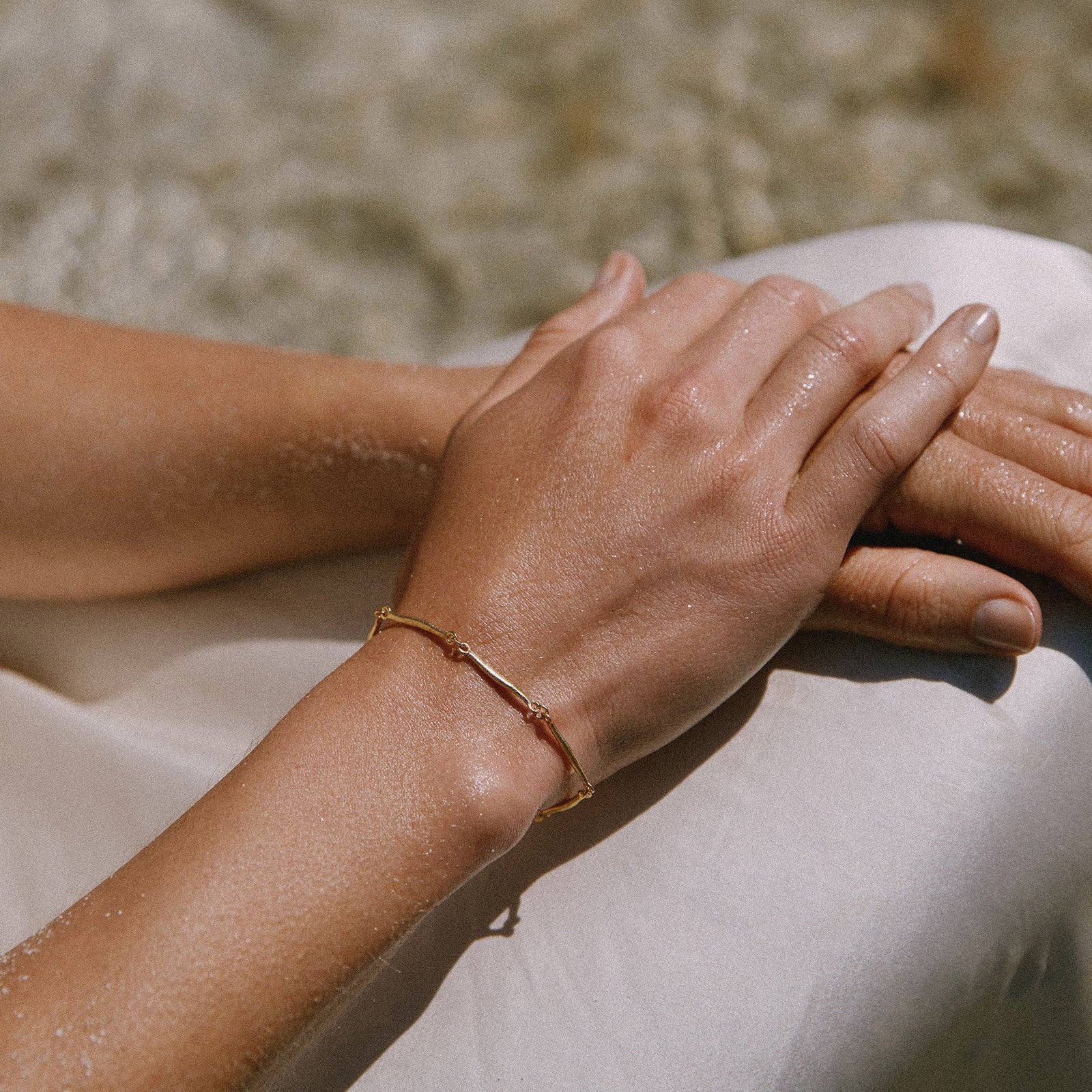 Agapée Jewelry - Wholesale Bedelarmbandje - Enea armband | Gouden sieraden cadeau, waterdicht4