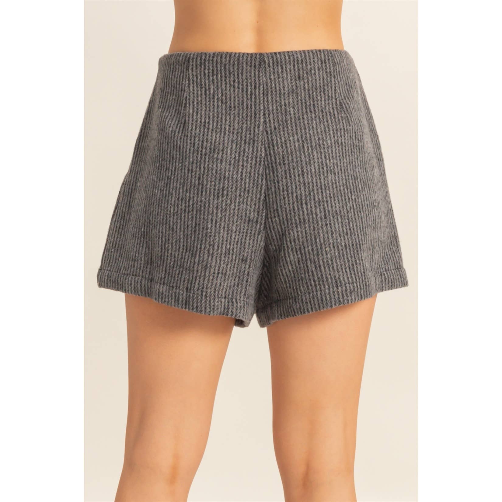HYFVE - Wholesale Skort - Women's - Textured Silver Button Detailed Skort2