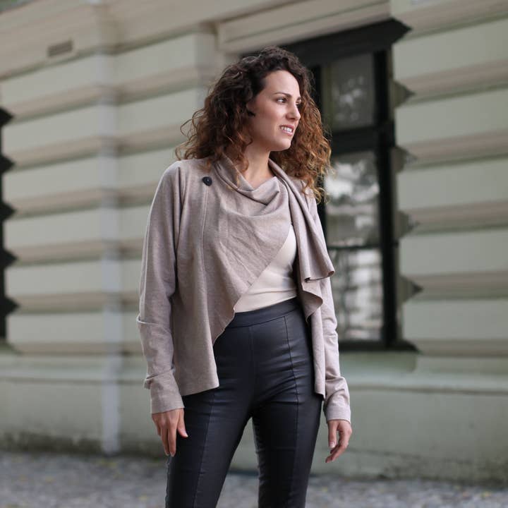 Cardigan femme en Blush pour la vente par GAZUR