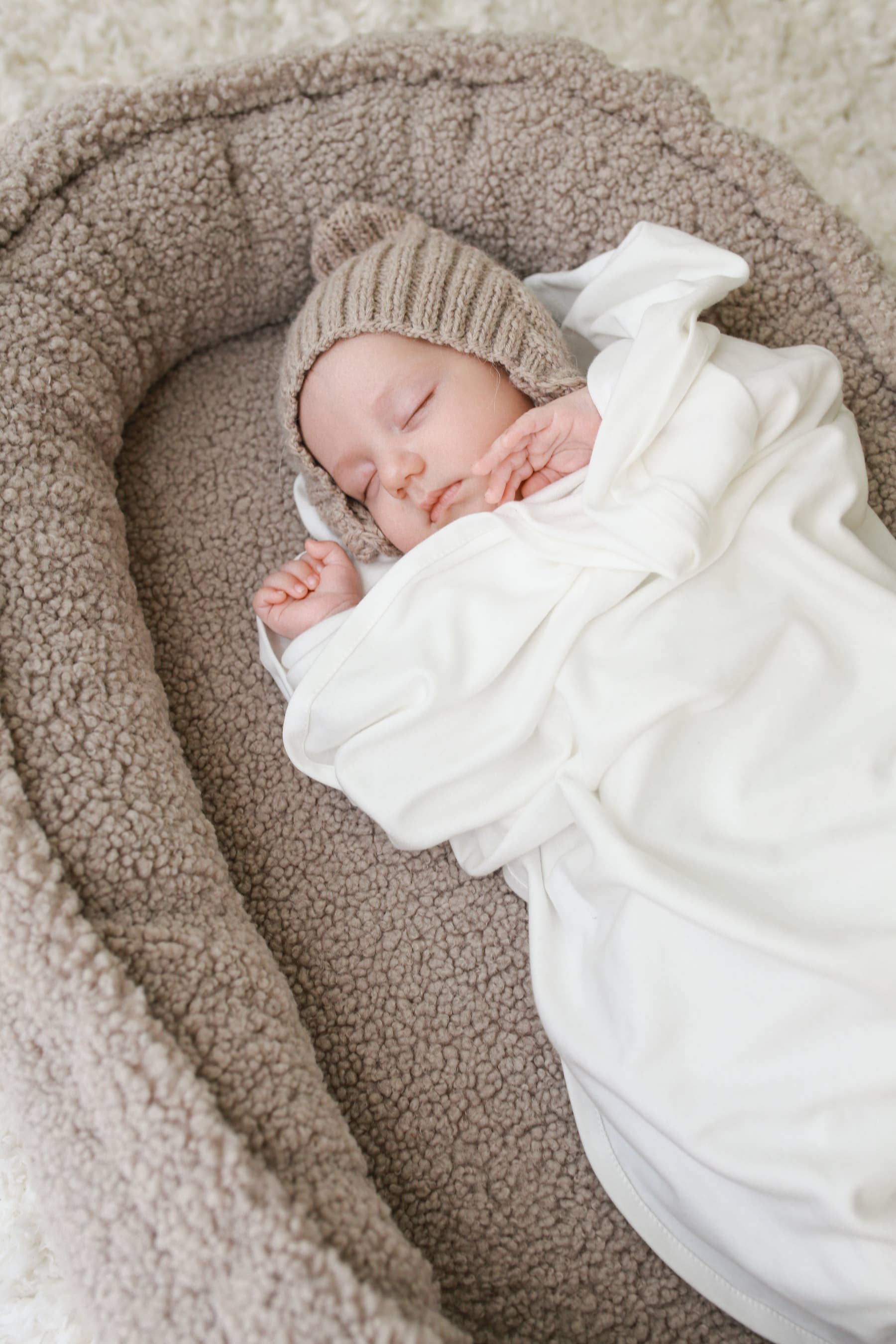 Babyly - Wholesale Bassinet - Baby - All Teddy babynest - 2 colors babyly5