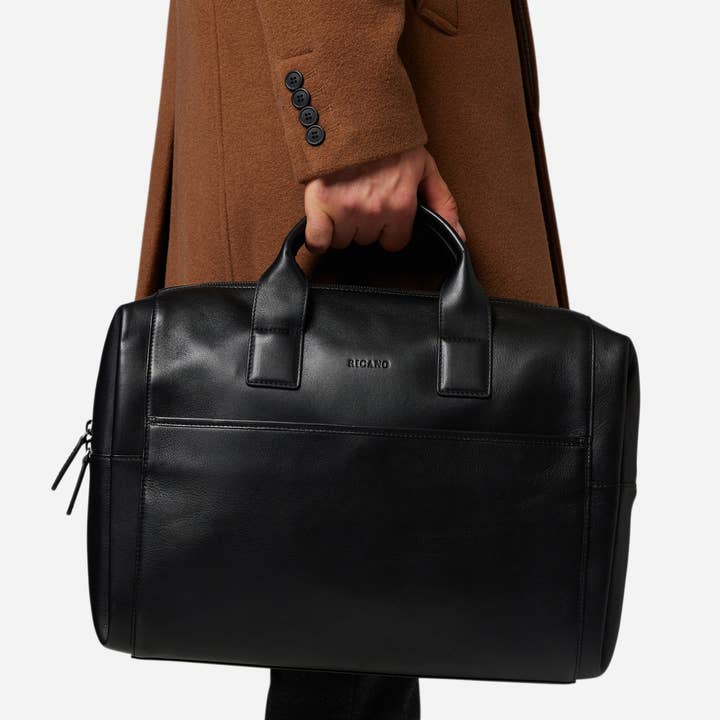 black Classic men's leather bag/Noah for wholesale on Faire