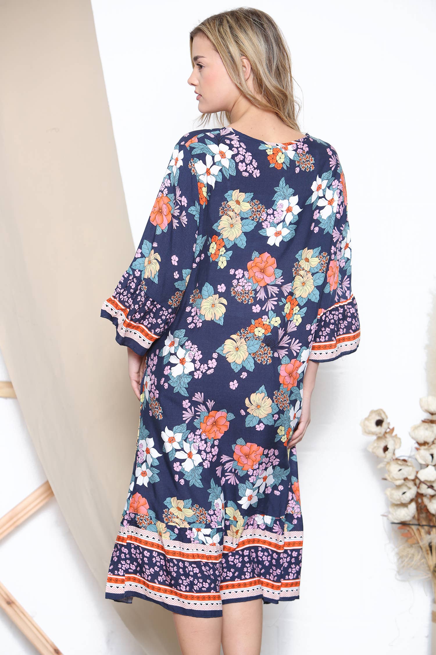 Lucy Sparks - Vendita all'ingrosso Vestito - Donna - Abito leggero a stampa floreale3