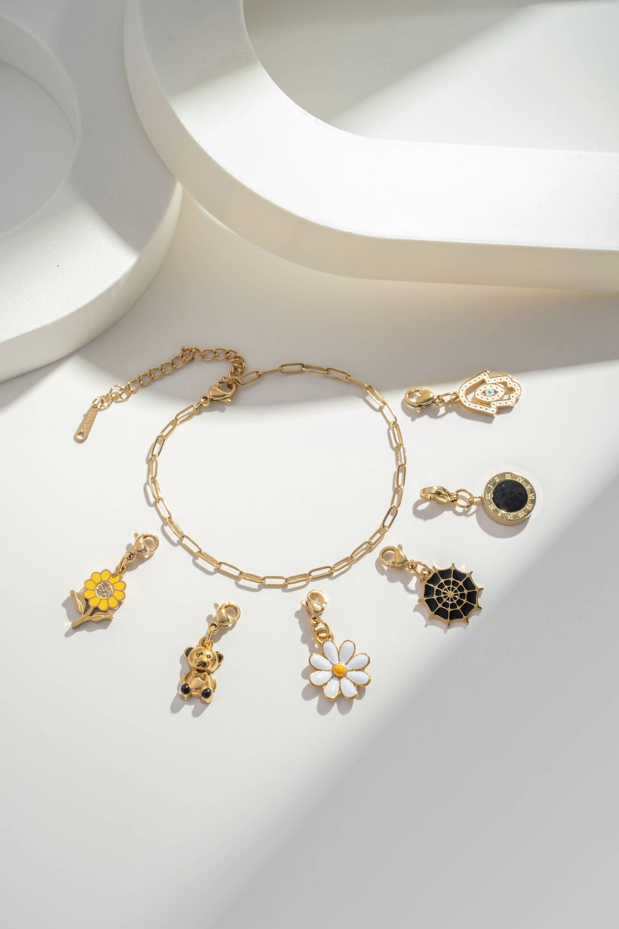 COSMOS - Wholesale Charm/Dangle Bracelet - Gold chain bracelet in stainless steel for charms0