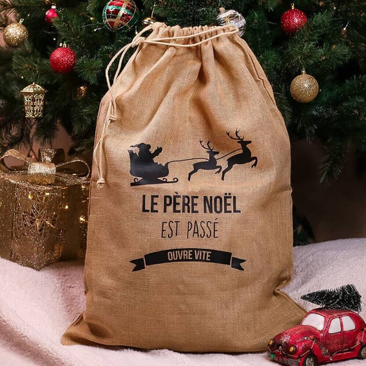 Christmas hood (55 x 75cm) jute Santa Claus sleigh for wholesale by Ourson Câlin