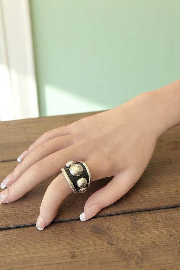 Burnished Silver WESTERN ROUND BUBBLE TEXTURED STRETCH RING for wholesale on Faire1