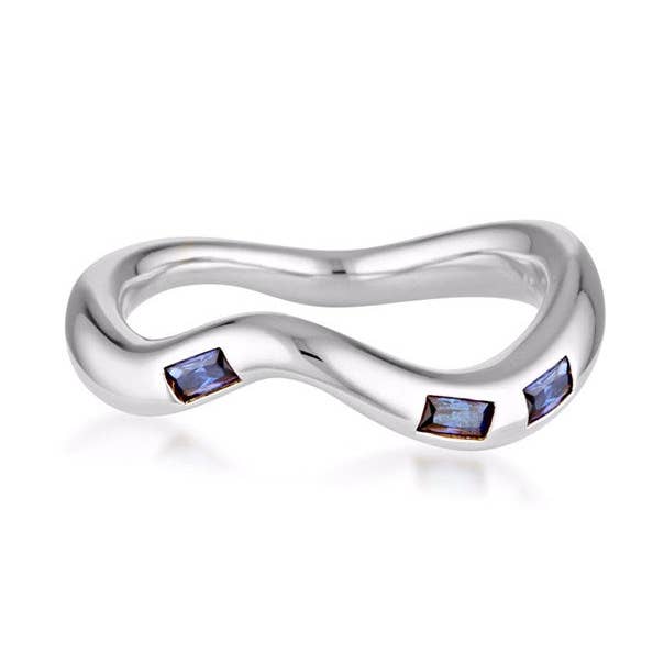 Bague Cascade - Saphir Créé pour la vente par Linda Tahija Jewellery
