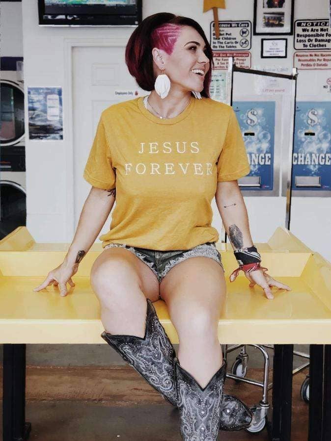 Jesus Forever | Christian T-Shirt | Ruby's Rubbish® voor wholesale door Ruby’s Rubbish