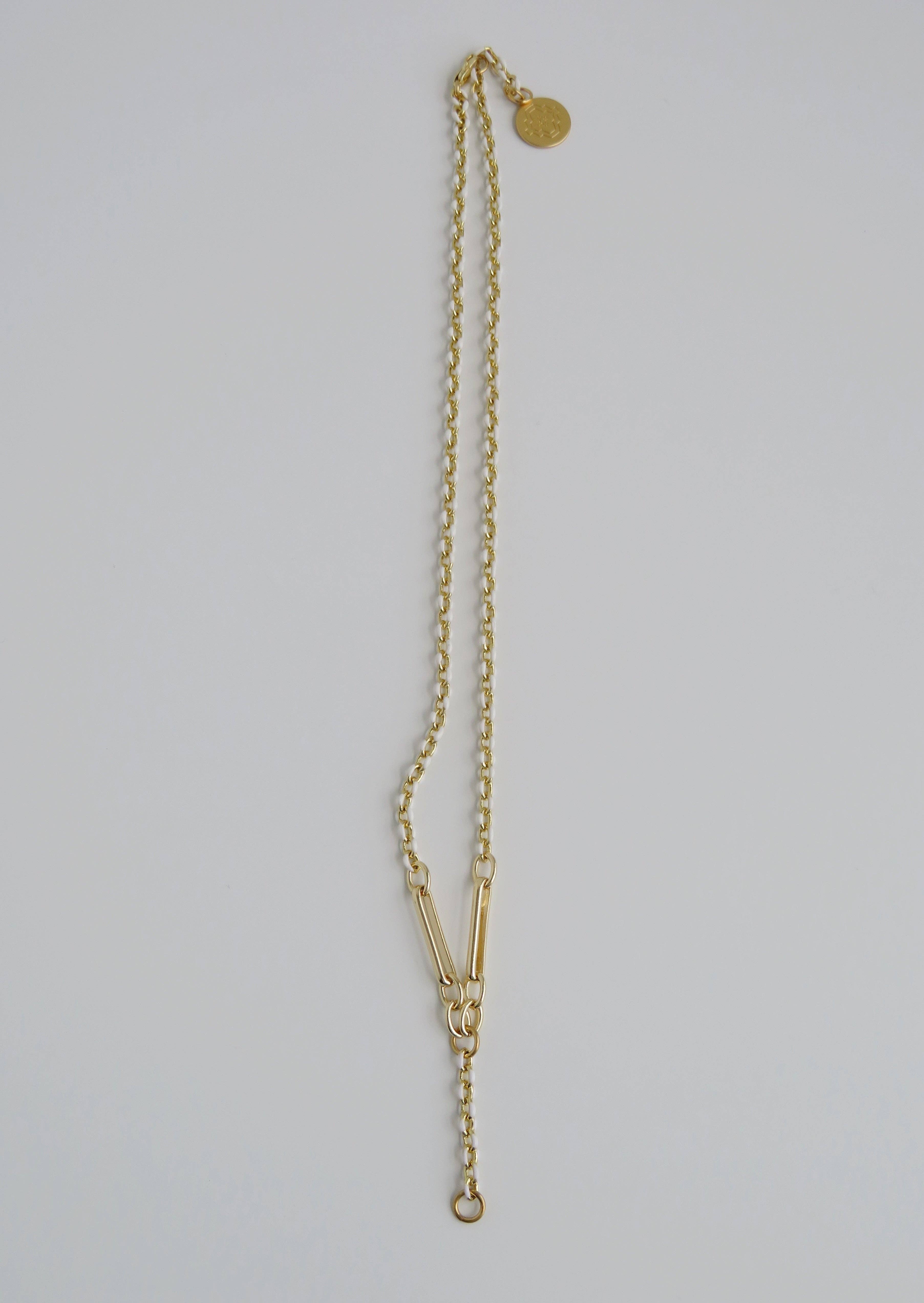 Boutique Suarez Co. - Wholesale Y-Neck/Lariat Necklace - White Oval Link Lariat Charm Holder Necklace2