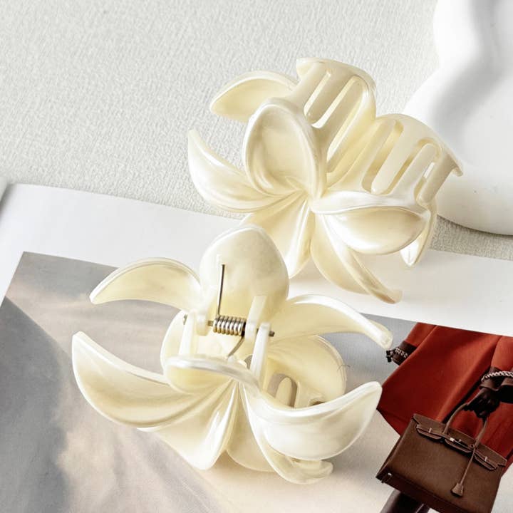 Assorted Creamy Glossy Flower Hair Claws - AVERO for wholesale on Faire2