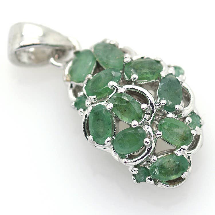 Naturjoya - Wholesale Pendant/Charm Necklace - Emerald and 925 Silver Pendant0