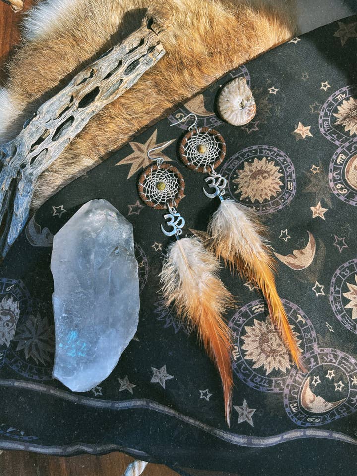 Ensemble de boucles d'oreilles Sacred Om Unakite Dreamcatcher pour la vente par Lutis Flower Creations