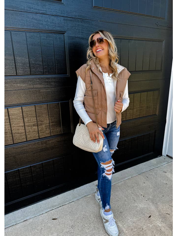 BLAKELEY - Wholesale Outerwear Vest - Women's - MADDOX REVERSIBLE PUFFER VEST7