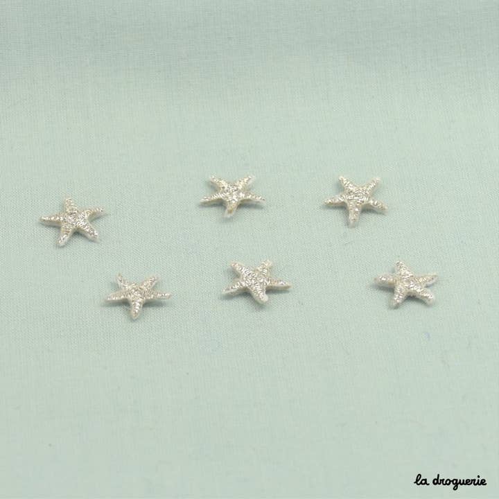 "Faste mini star" badge for wholesale by LA DROGUERIE