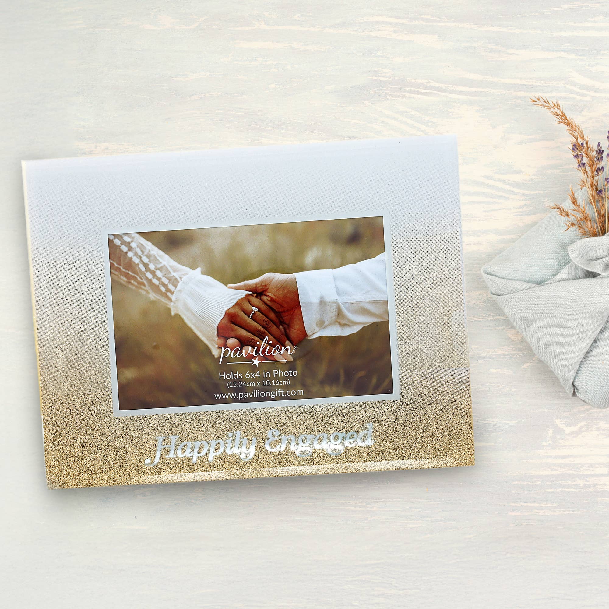 Pavilion – wholesale Picture frame – Happily Engaged - 8.75" x 6.75" Frame (Holds 6" x 4" Photo)4