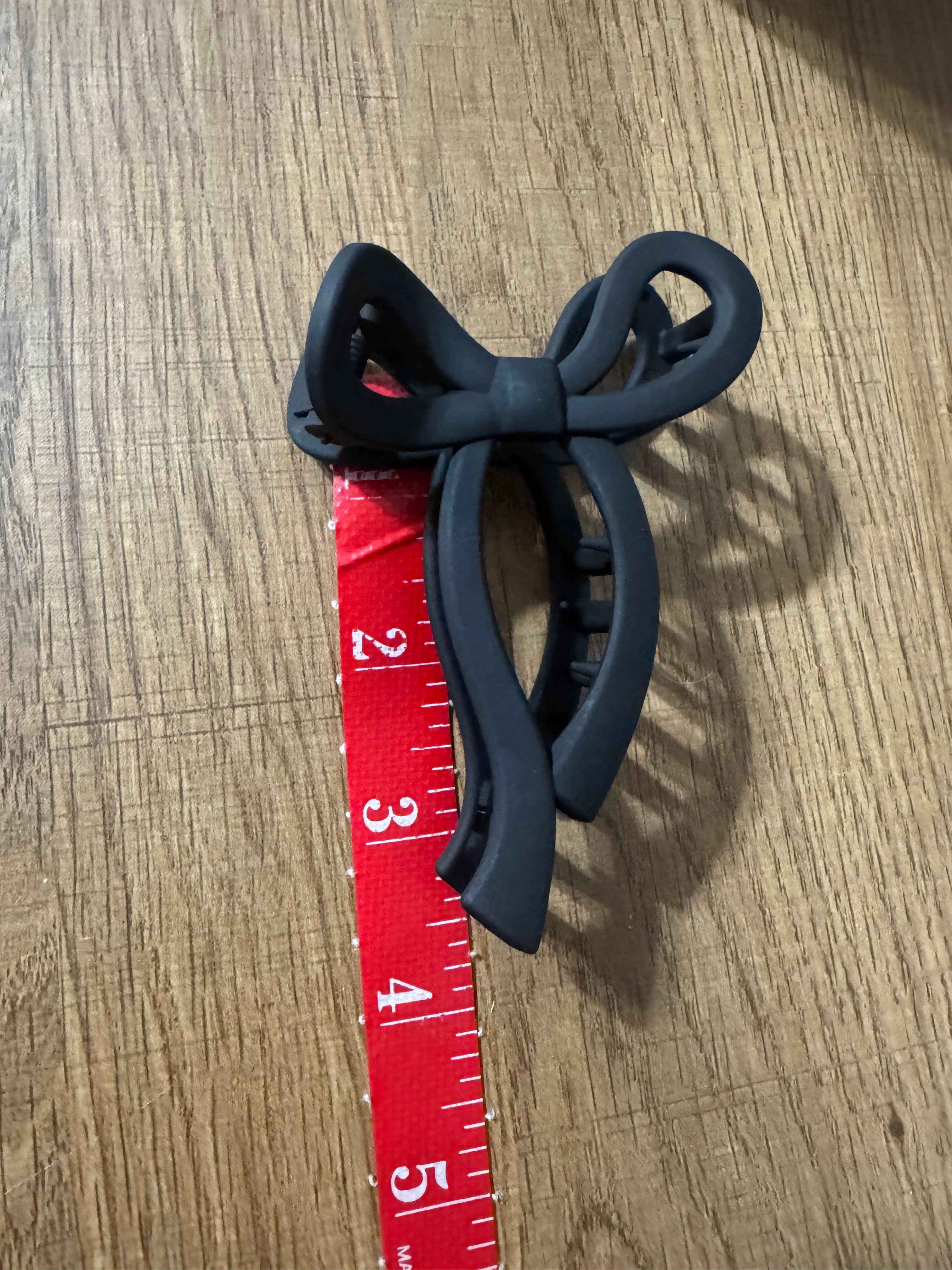 The House Of Gentry - Wholesale Hair Clip - Women's - Matte Black Bow Claw Clip2