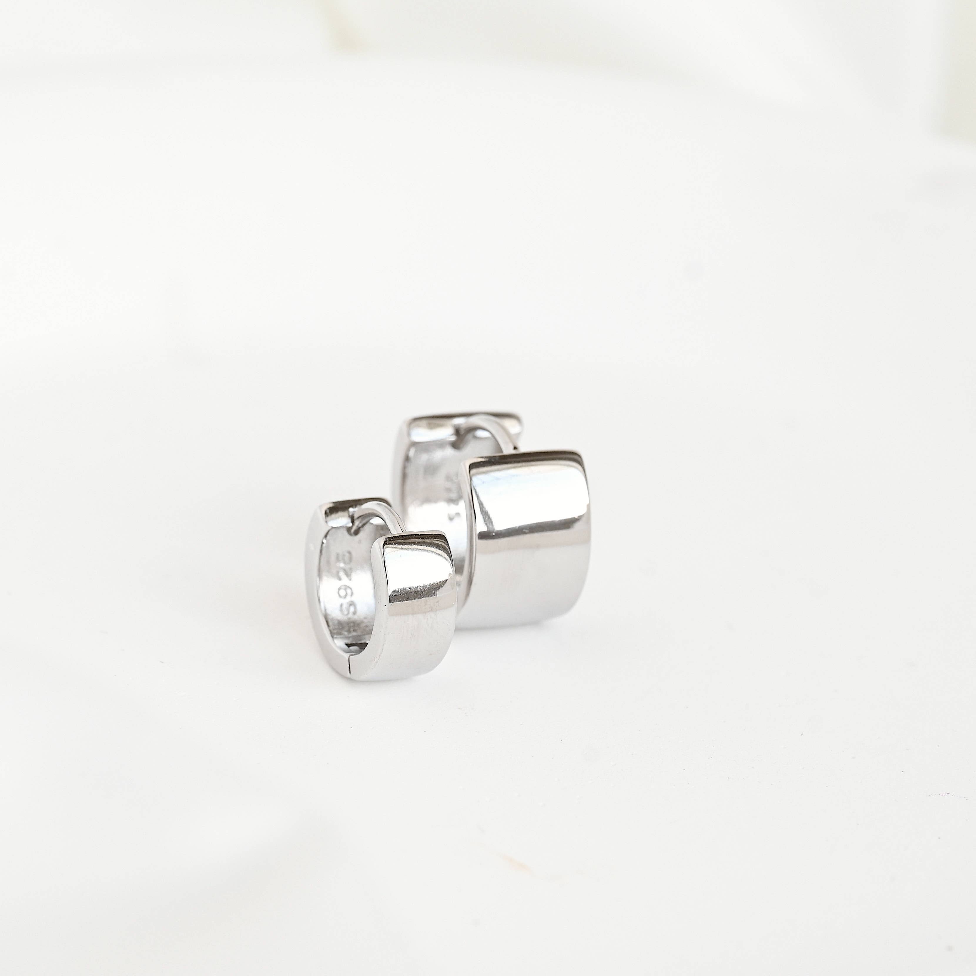 Blueyejewelry - Wholesale Huggie Earrings - Sterling Silver Bold Hoops - Silver Wide Small Huggie Hoops13