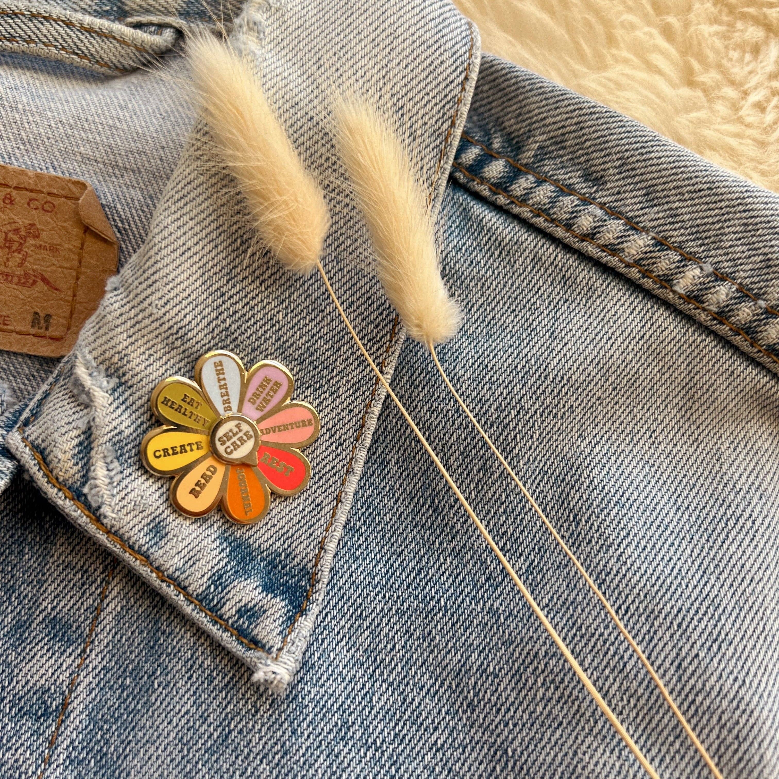 Kindness is Magic – Großhandel Anstecker/Button – Self Care Spinner Emaille-Stift2