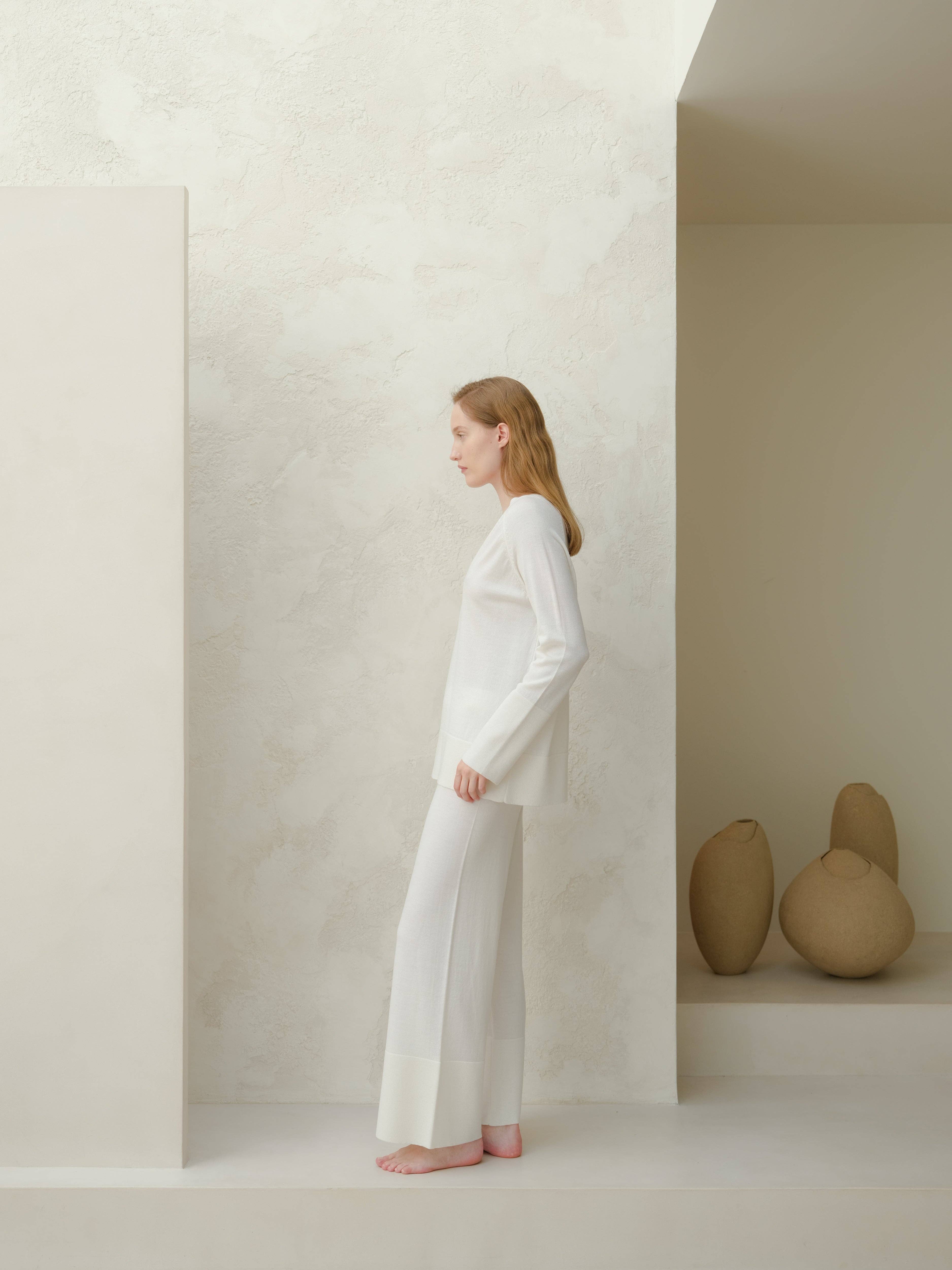 Lèmme - Wholesale Tunic Sweater - Women's - V-neck extra fine merino wool maxi sweater1