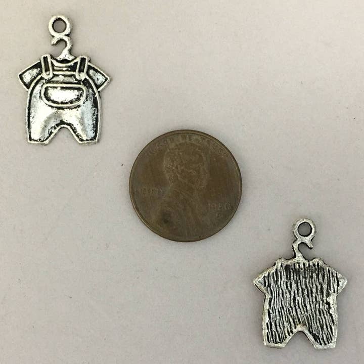 Treasure Island Jewelry - Wholesale Individual Charm/Pendant - 10 Antique Silver Jumper Baby Charms by TIJC