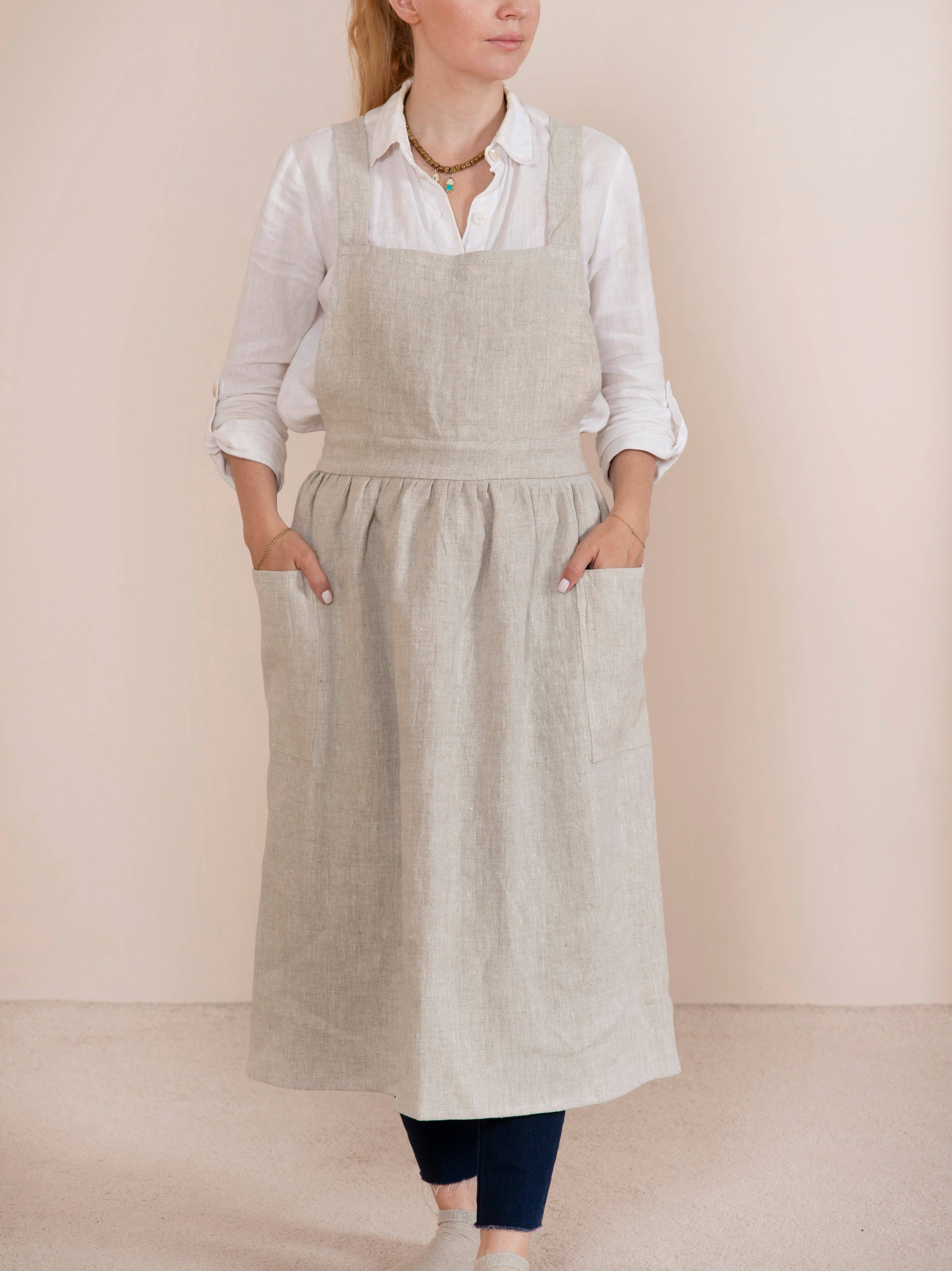 LinenQ - Wholesale Apron - Linen pinafore apron dress in various colors7