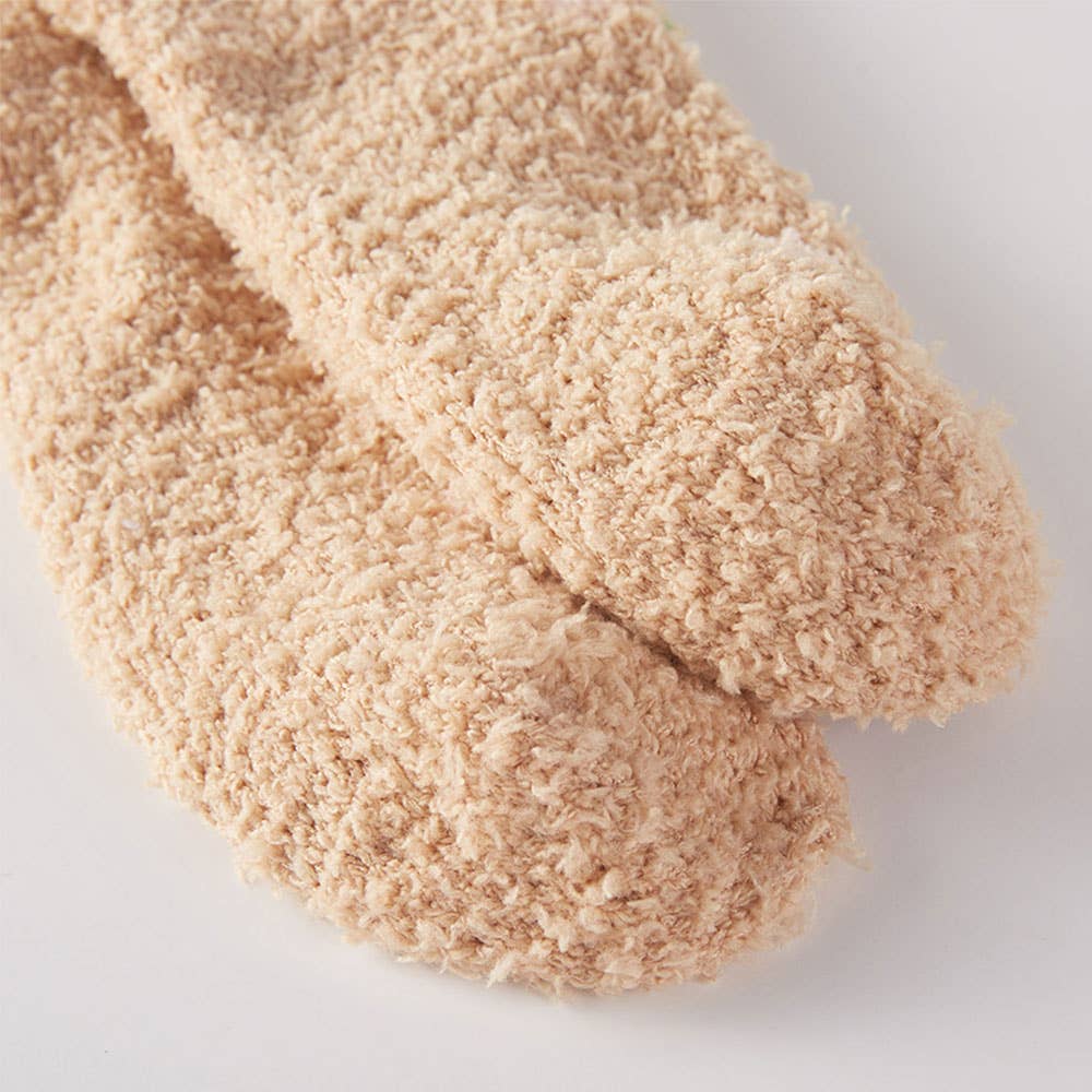 Sensibling Corp. – Großhandel Socken – Damen – 6 Paare - Flauschiges Weihnachtssocken-Set3