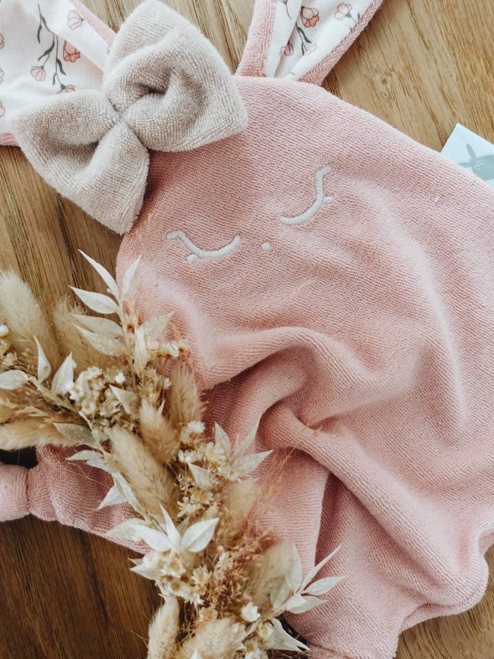 Louis & Jules Stambouli Conseil – Engroshandel Hyggetæppe - Baby – Mini sløjfe svampedoudou - Retro have7