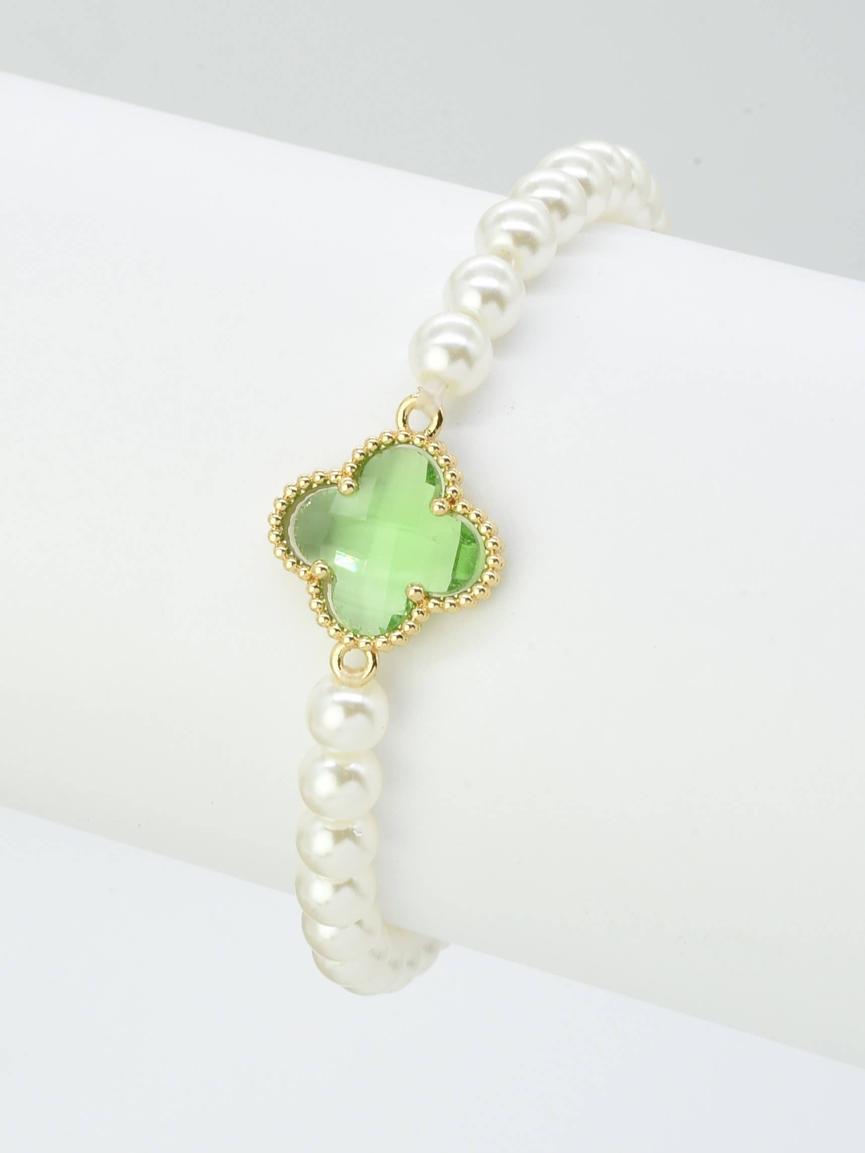 MiMi Wholesale - Wholesale Beaded Bracelet - Clover Accent Pearl Stretch Beaded Bracelet3