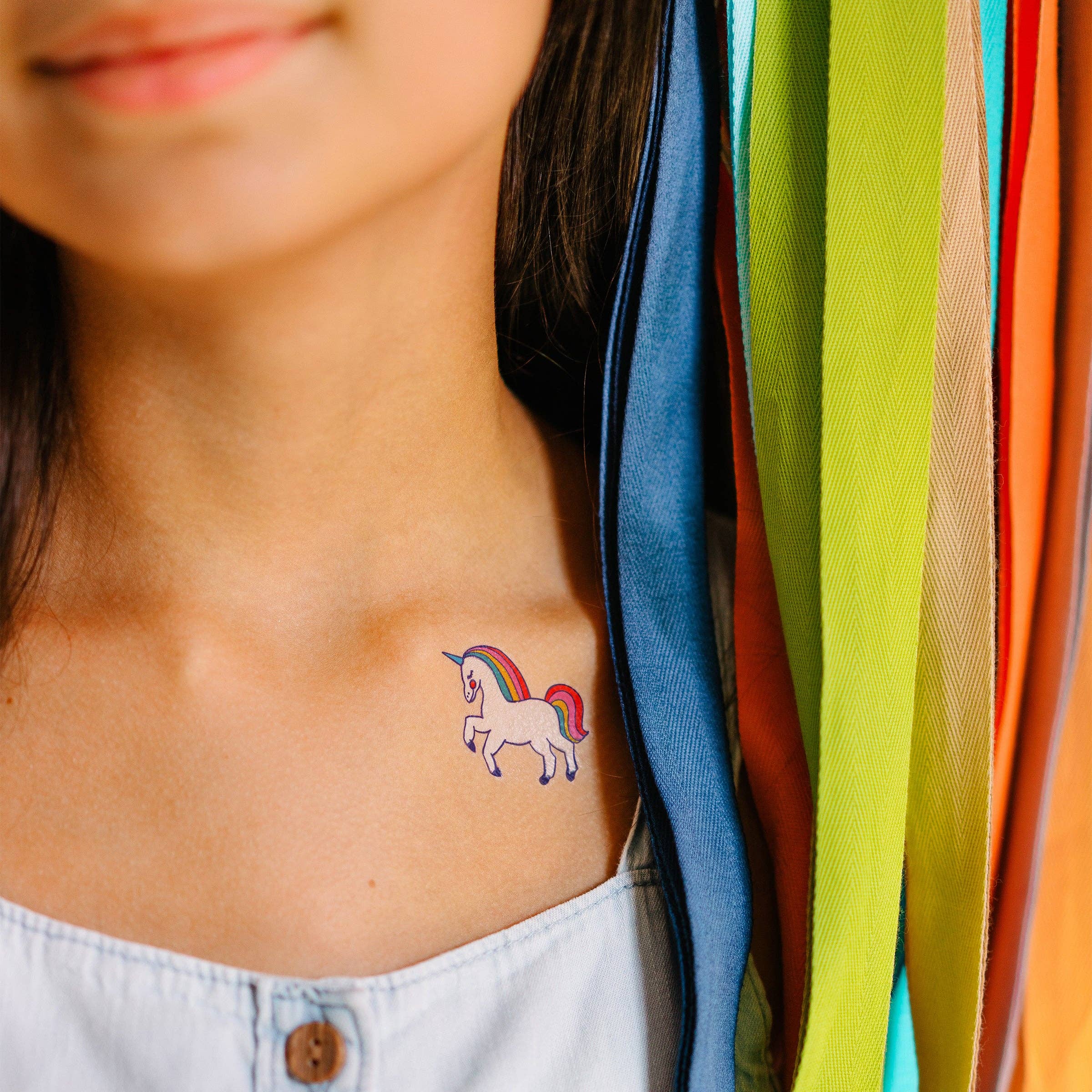 Tattly - Vente Tatouages temporaires - Feuilles de tatouage Rainbow Unicorns3