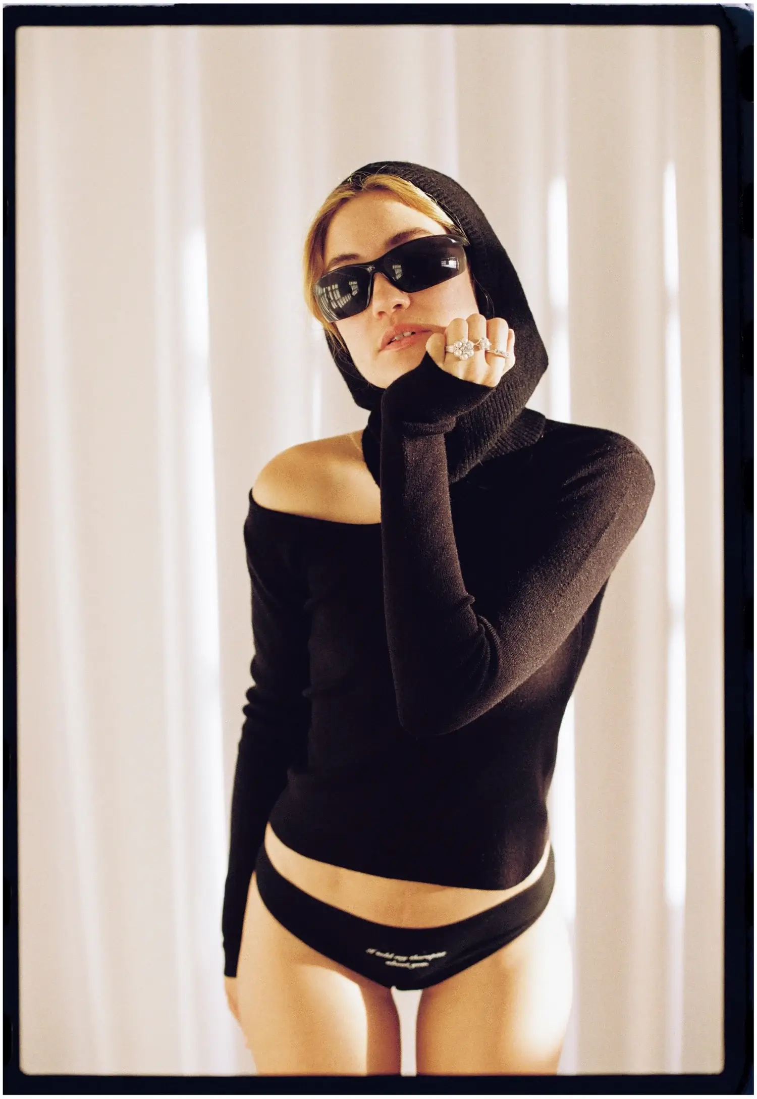 GRAIN - Wholesale Balaclava - Women's - Beige or Black Balaclava3