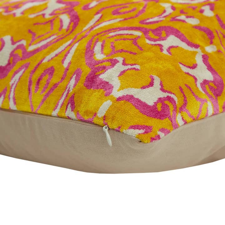 House Of Motifs - Wholesale Throw Pillow Cover - PILLOW COVER | CROWN