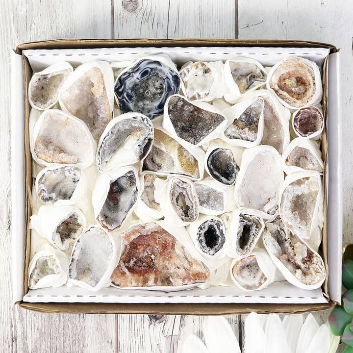 Agate Geodes Cluster Flat for wholesale by Natures Artifacts Inc