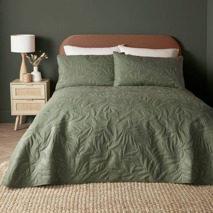 UW Home – wholesale Bedding blanket – Luana Bedspread by Serene in Dark Green 200cm X 230cm