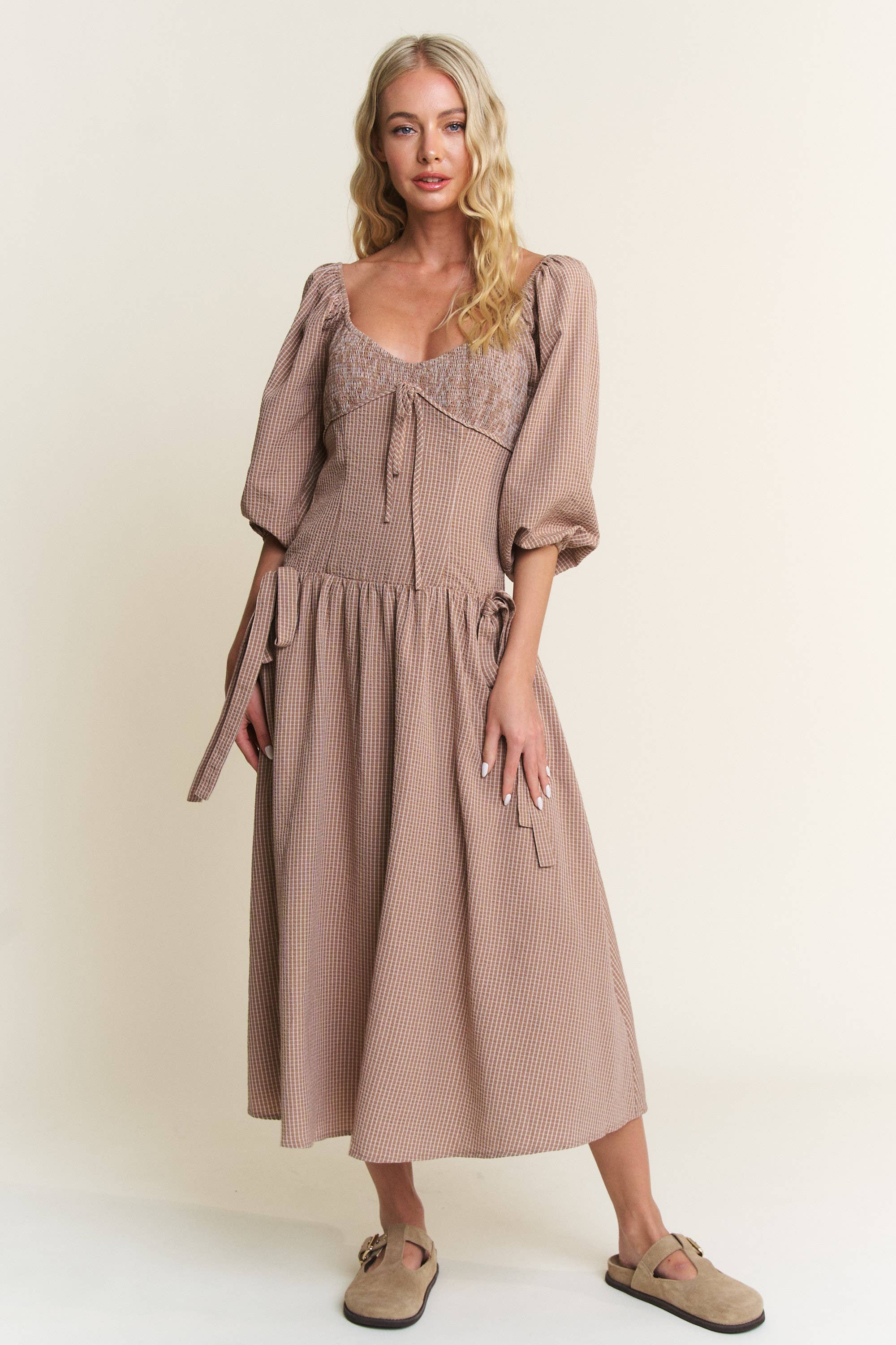 In The Beginning – wholesale Dress – Women's – Bow Detail Smocked Midi Dress 3