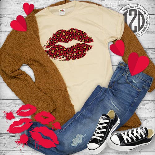 Sugar Stitch - Wholesale Screen Printed T-Shirt - Women's - Red Cheetah Lips T-Shirt