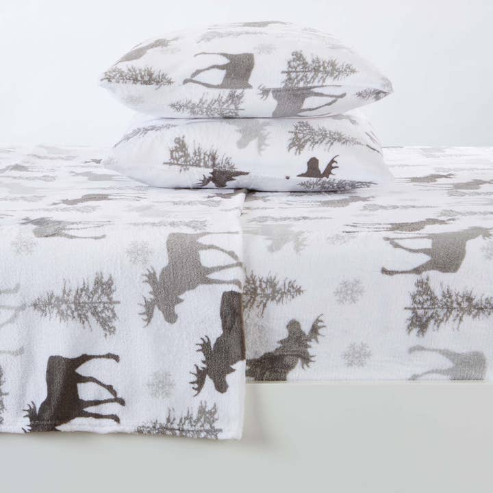 BH Collective - Wholesale Sheet Set - 4-Piece Printed Plush Sheet - Velvet Luxe Collection