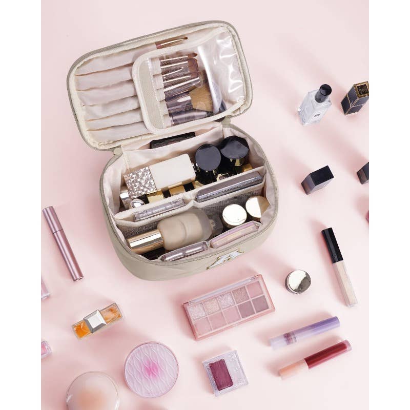 wandf – wholesale Make-up/cosmetic bag – Wandering Nature Puffer Initial Makeup Bag for Moms, Wives4