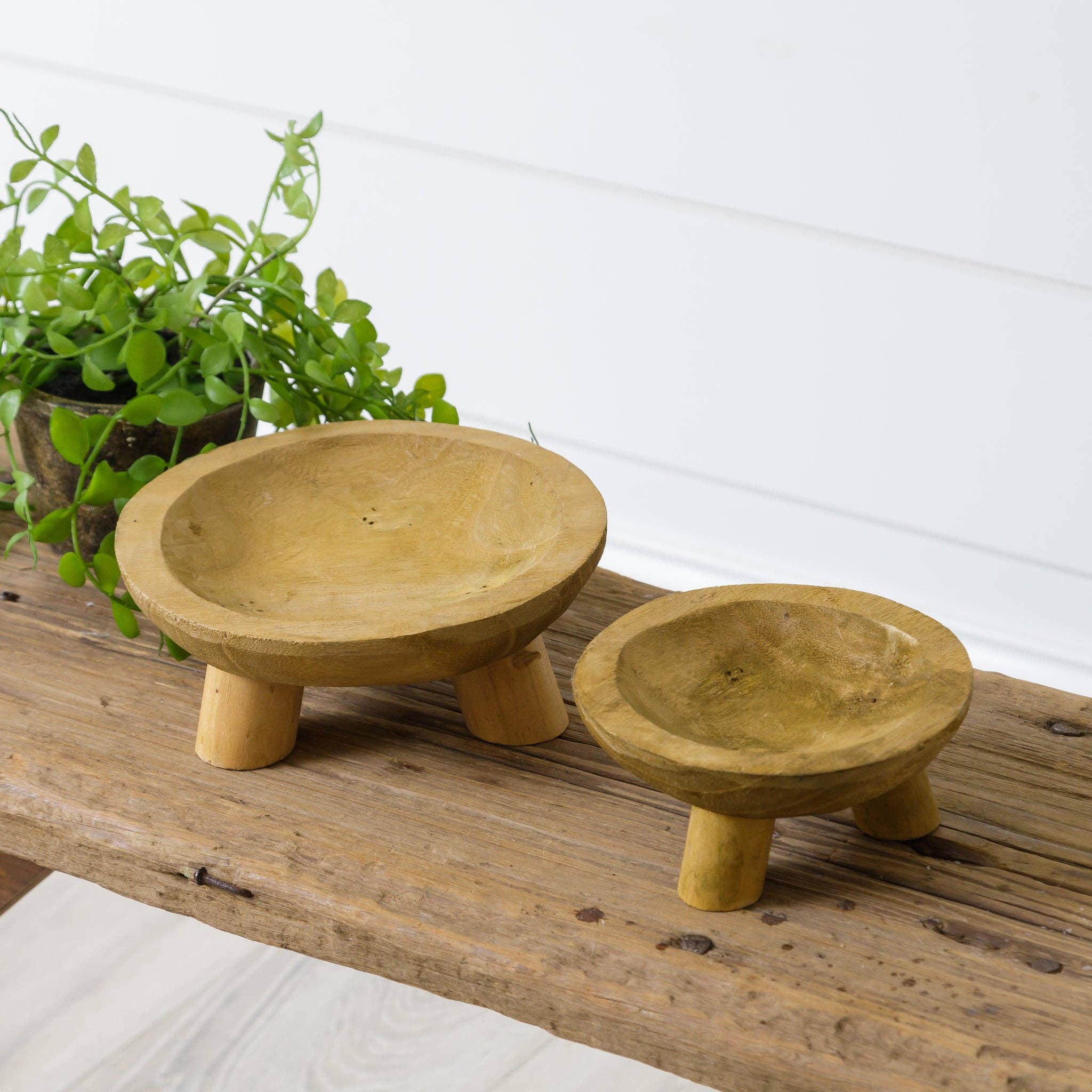 Audrey's Home & Gift – Engroshandel Skrivebordsforhøjer – Rå træskålsløftere (sæt af 02)1