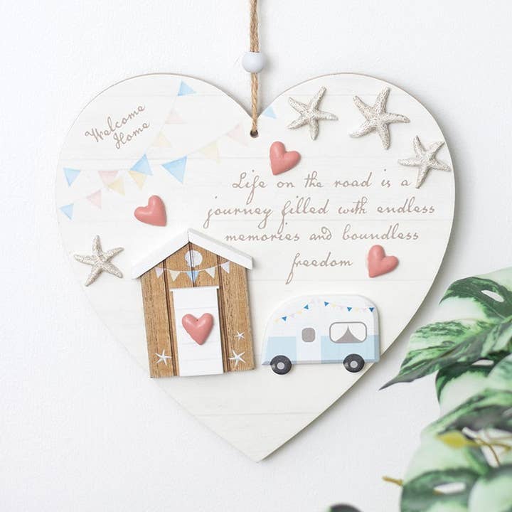 Life on the Road Shell Caravan Hanging Heart for wholesale by WONDER IMPORTS AUSTRALIA
