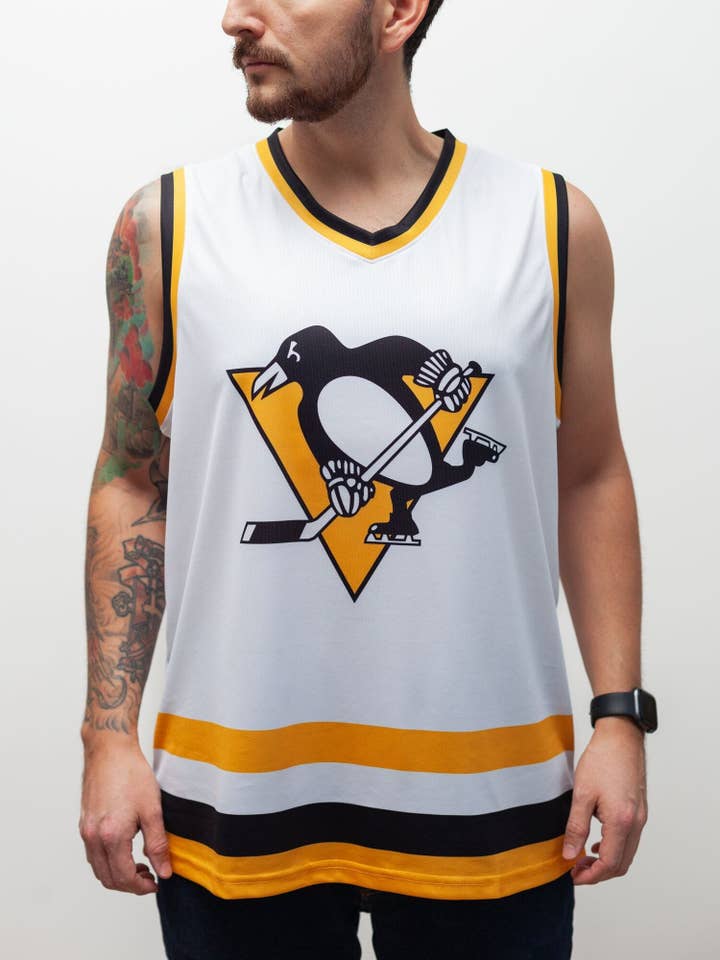 Débardeur de hockey extérieur des Pittsburgh Penguins pour la vente par Bench Clearers