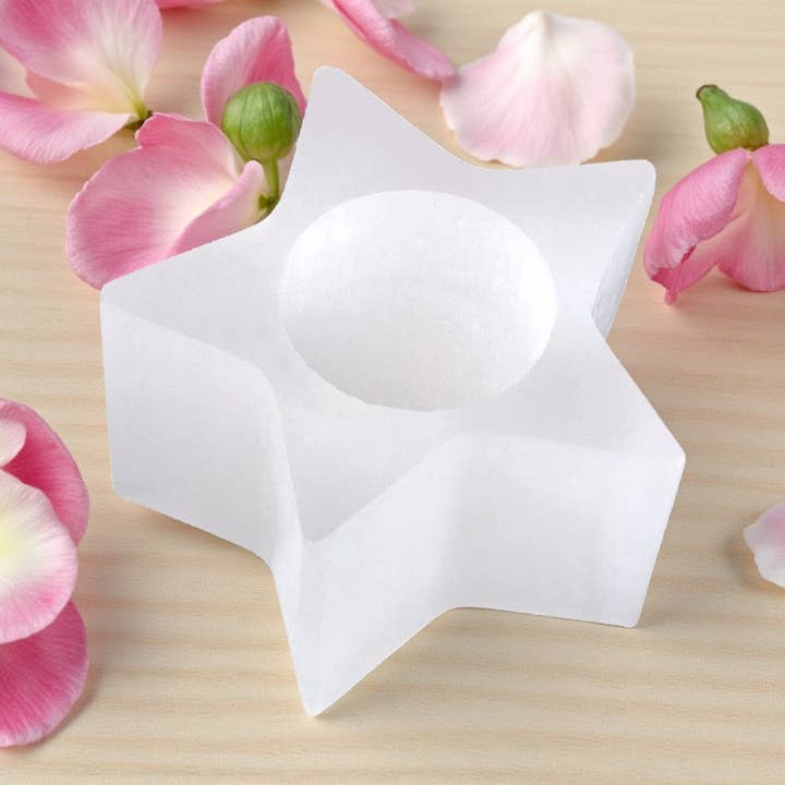 Portacandele a forma di stella in selenite per la vendita all'ingrosso da parte di Earths Elements Wholesale