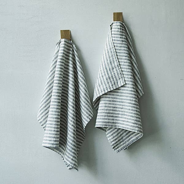 LinenMe – wholesale Hand towel – Linen Hand Towels Graphite Brittany4