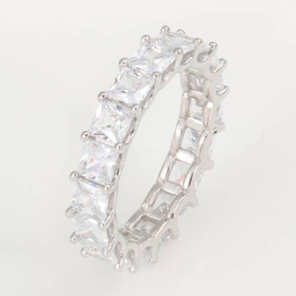 Anello di cristallo Luxury per la vendita all'ingrosso da parte di Herzschmuck.ch