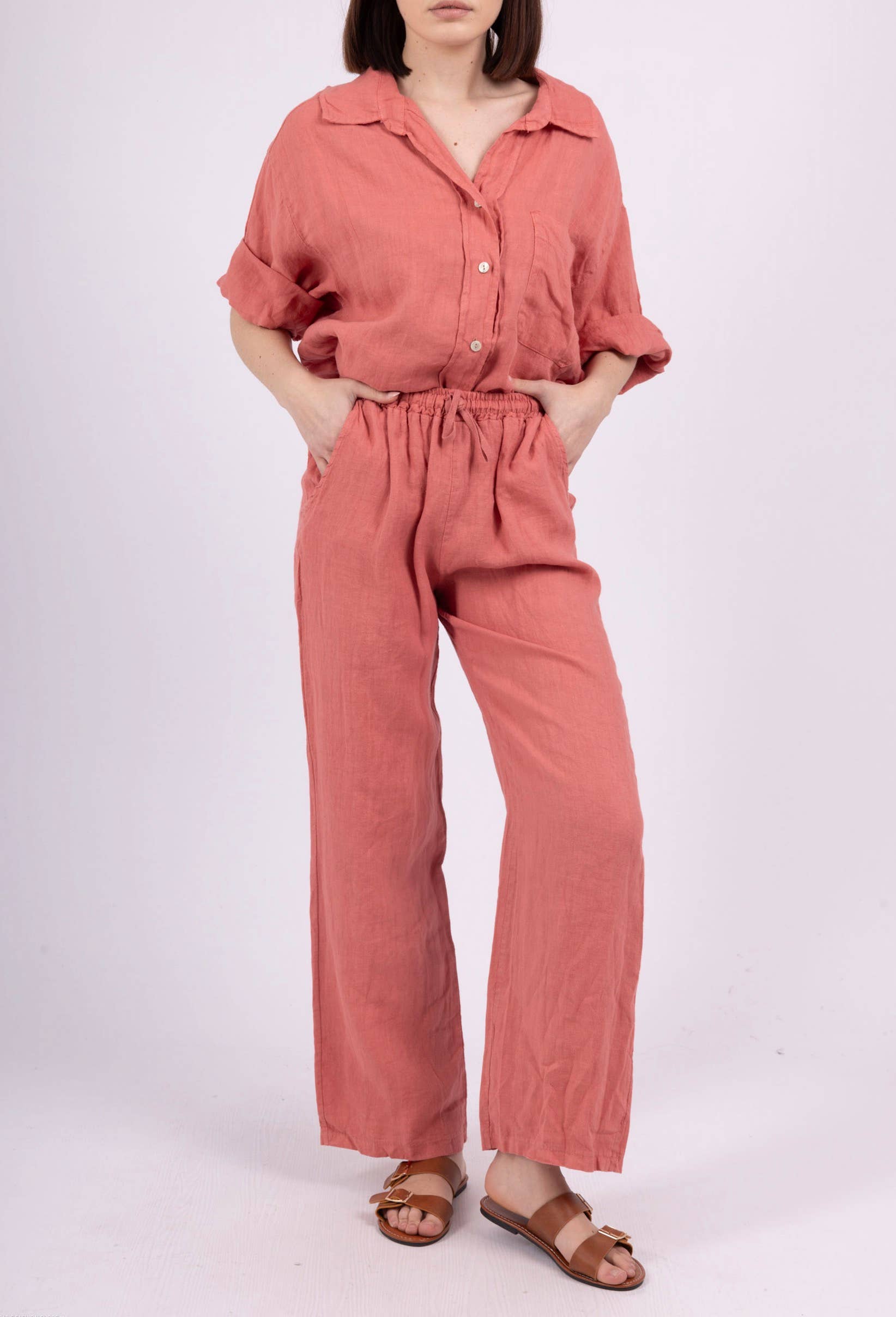 Happy look – Engroshandel Top- og buksesæt (IKKE Loungewear) - Dame – Linnedragt i to dele – Naturlig elegance & komfort10