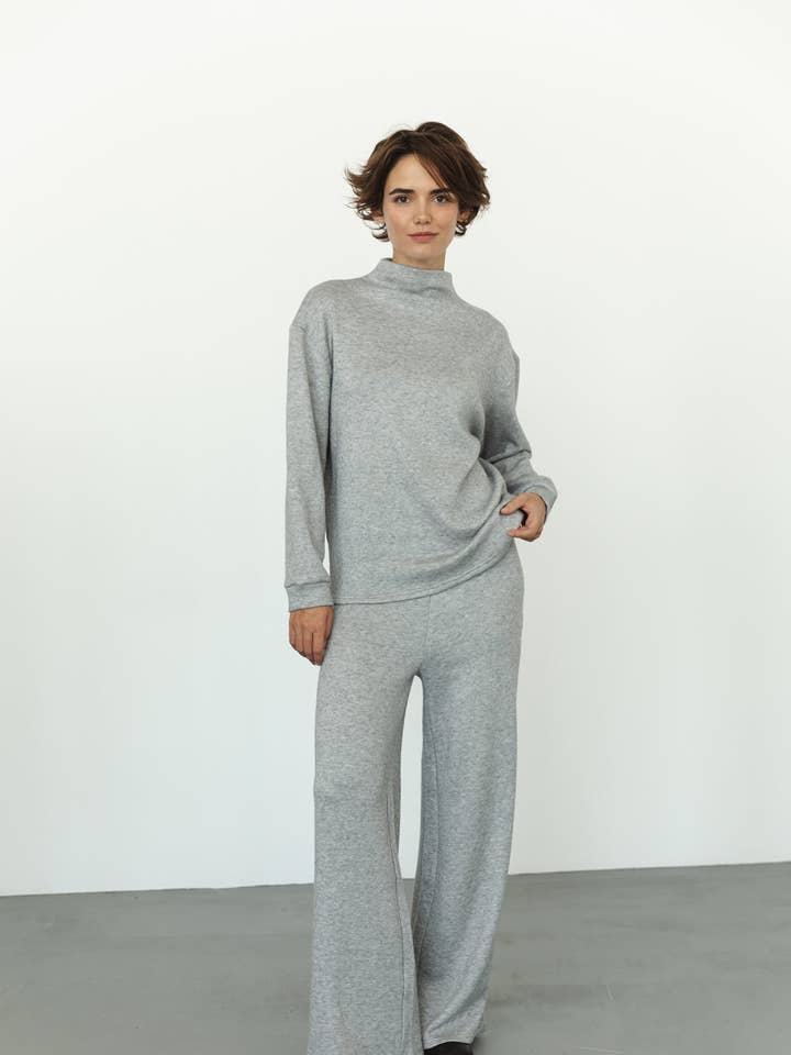 Tuta pantalone grigio in angora per la vendita all'ingrosso da parte di Azuri Fashion Group