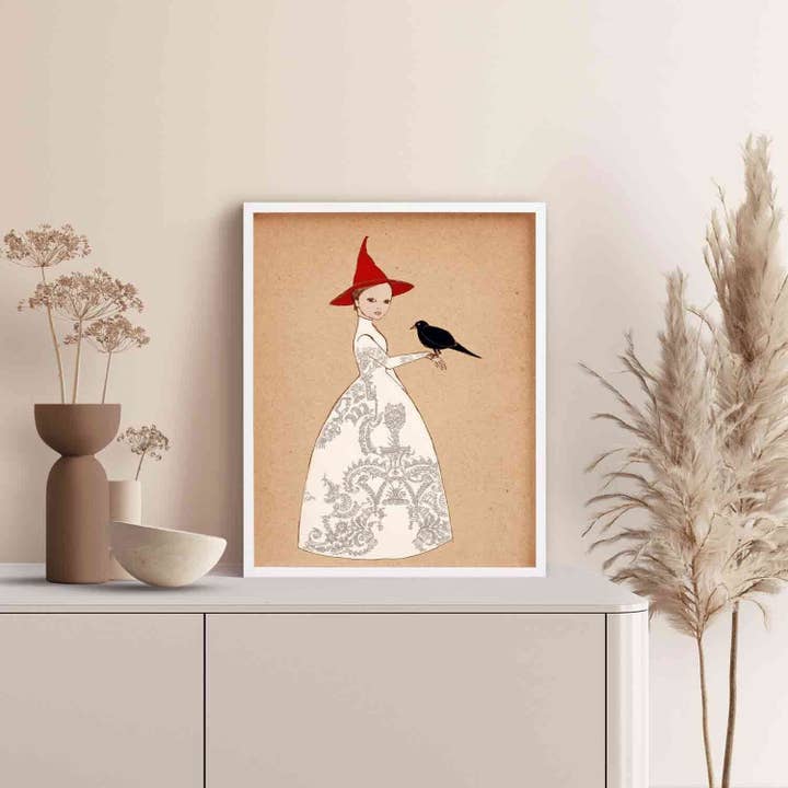 Impressão de Arte de Bruxa - Bruxa Corvo em Vestido Branco por atacado de Irena Sophia
