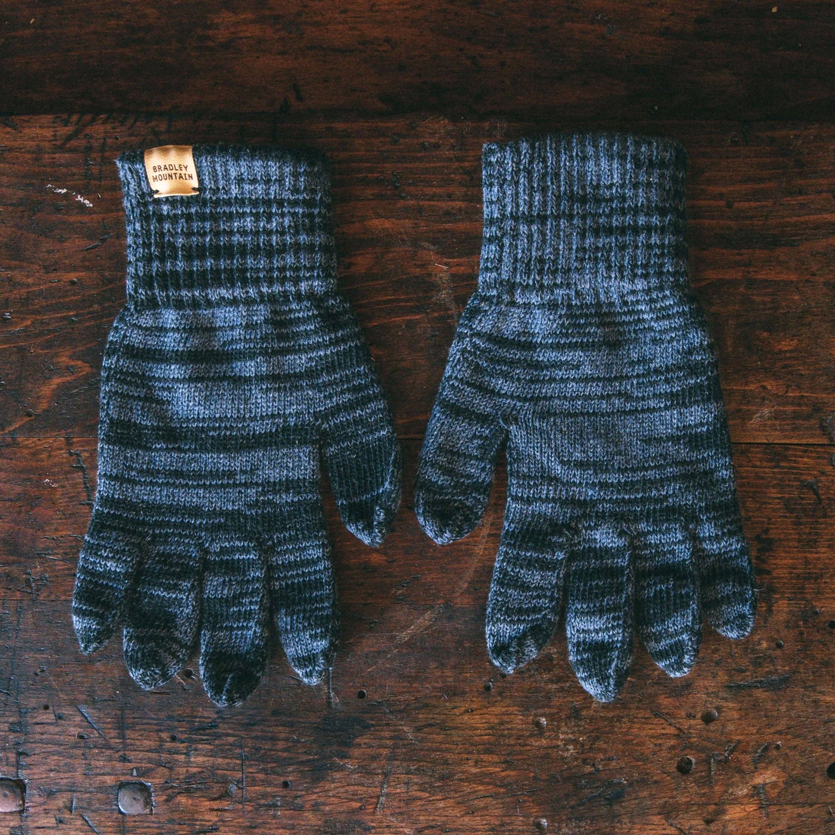 Bradley Mountain - Wholesale Gloves - Men's - Explorer's Gloves - Glacier2